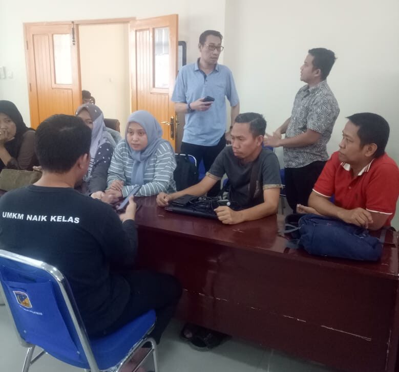 GR (Gladi Resik) Giat kurasi produk UMKM