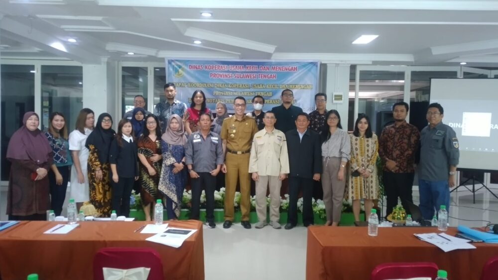 Rapat Koordinasi antara Dinas Koperasi dan UKM Provinsi Sulteng dengan Notaris Pembuat Akta Koperasi (NPAK)