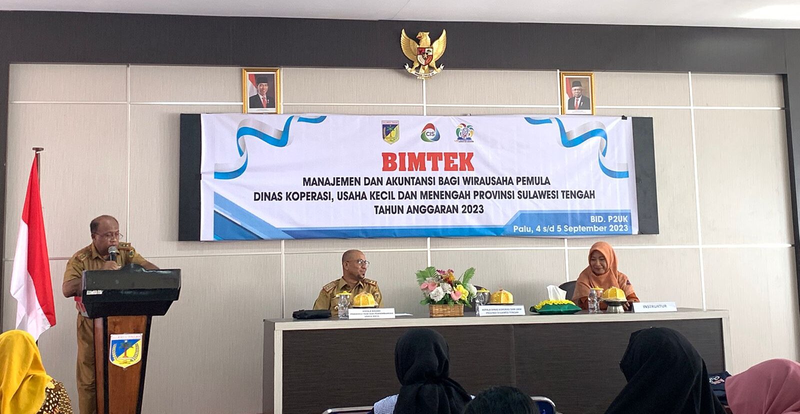 Usaha Pengembangan UMKM, Dinas Koperasi & UKM Provinsi Sulteng melaksanakan Bimbingan Teknis Manajemen dan Akuntansi bagi Wirausaha Baru