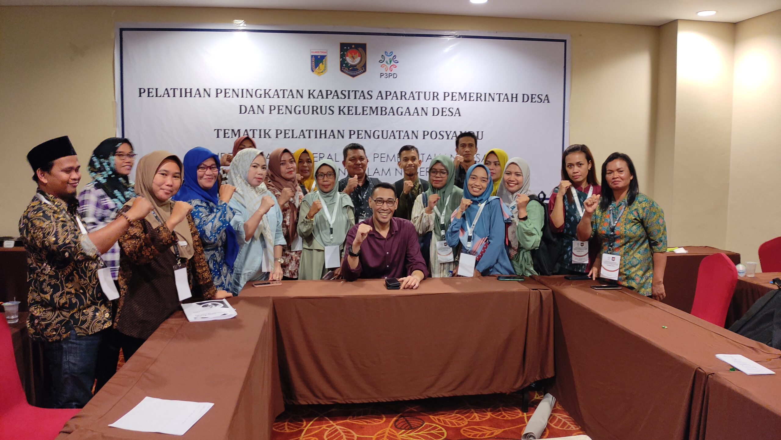 Kepala Dinas Koperasi dan UKM Sulawesi Tengah, Jadi Narasumber dalam Pelatihan Peningkatan Kapasitas Aparatur Pemerintah Desa