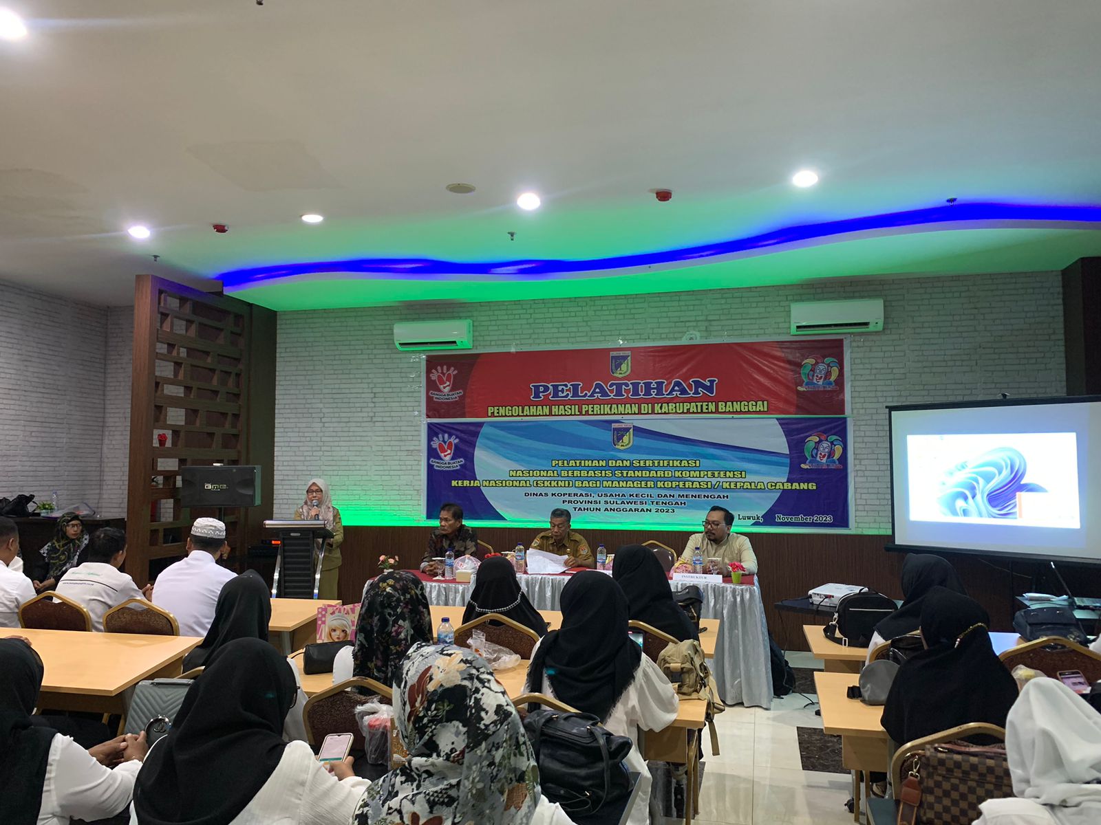 Usaha Peningkatan SDM Koperasi dan UKM, Dinas Koperasi & UKM Provinsi Sulteng gelar 2 Kegiatan Pelatihan di Kabupaten Banggai
