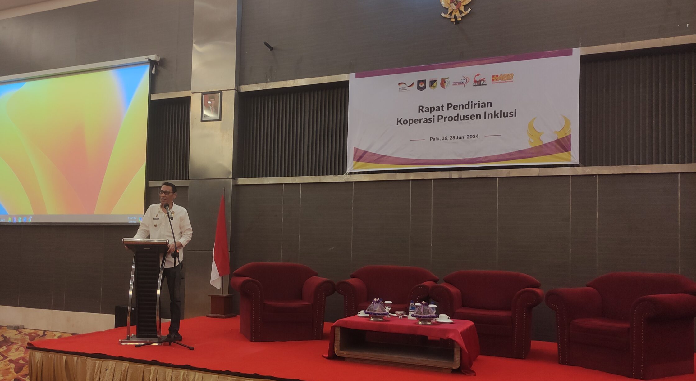 Kadis Koperasi, Usaha Kecil dan Menengah Provinsi Sulteng Buka Rapat Pendirian Koperasi Inklusi Sikola Mombine