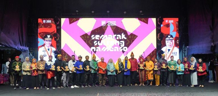 Kadis Koperasi, UKM Provinsi Sulteng Hadiri Pembukaan Semarak Sulteng Nambaso 2025