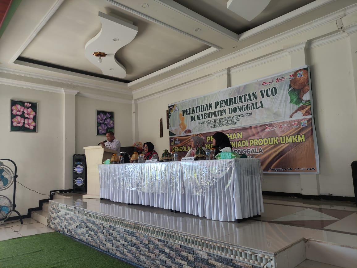 Dinas Koperasi UKM Sulawesi Tengah Tingkatkan Kapasitas UKM Donggala Melalui Pelatihan VCO dan Cokelat