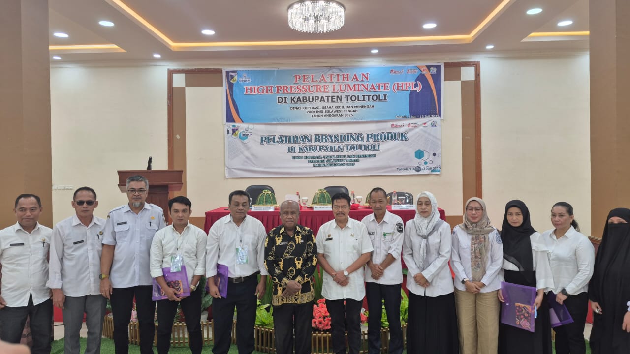 Dorong Daya Saing UMKM, Dinas Koperasi UKM Sulteng Gelar Pelatihan Branding Produk dan HPL di Tolitoli